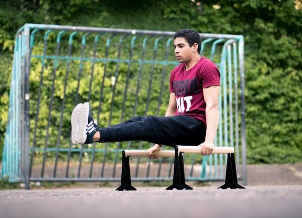 Parallettes Training – Vorteile, Varianten und Top Übungen